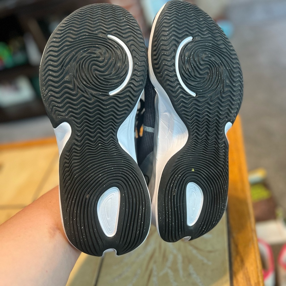 Nike Men’s Size 10 Renew Elevate 3 Lace Up Shoes - Picture 6 of 9